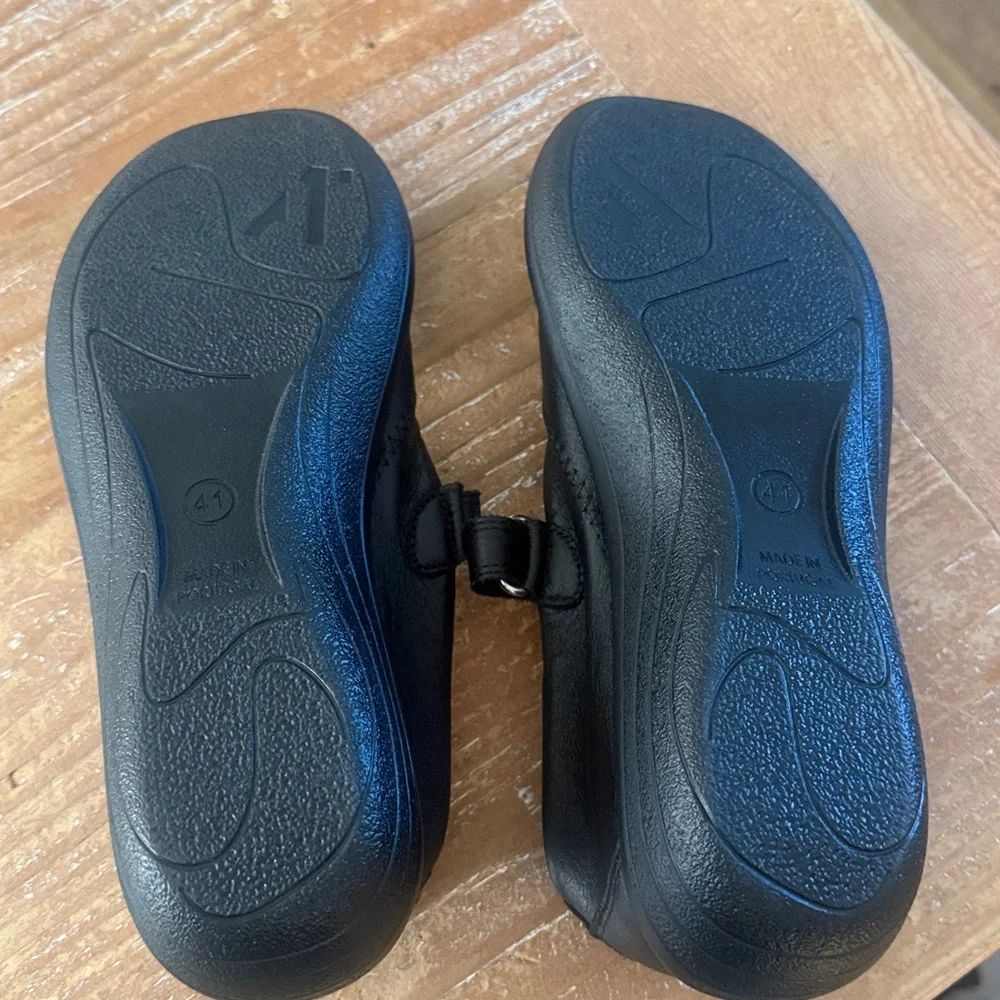 Arcopedico Shawna Black Mary Jane Comfort Walking Shoes Size 41